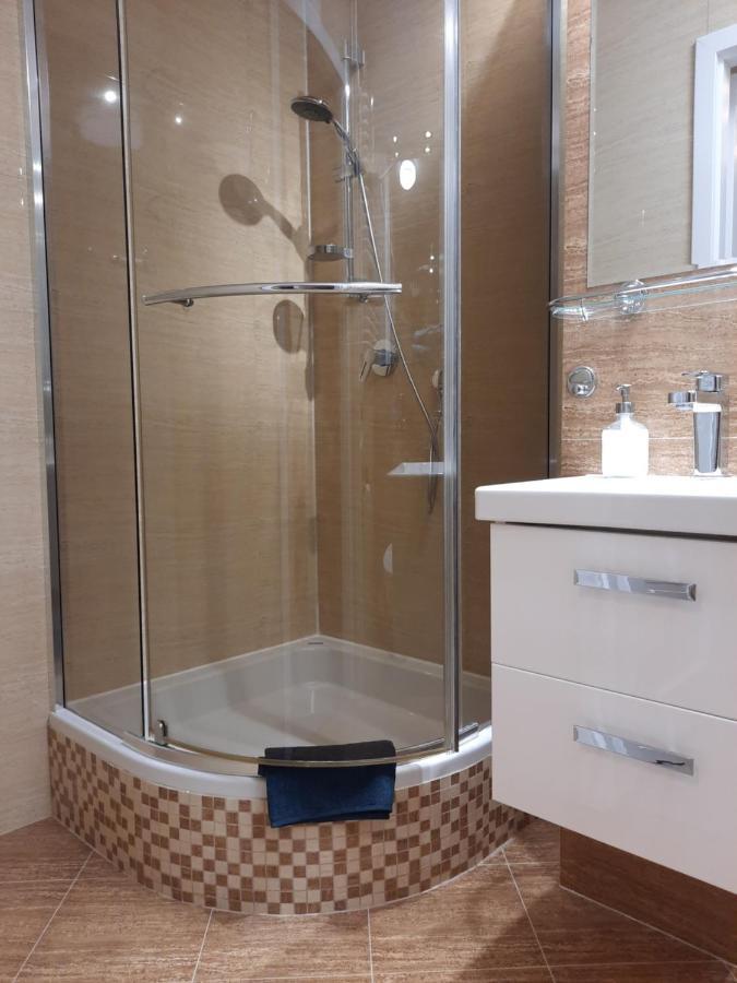 Apartament W Centrum Wroclawia Appartement Buitenkant foto